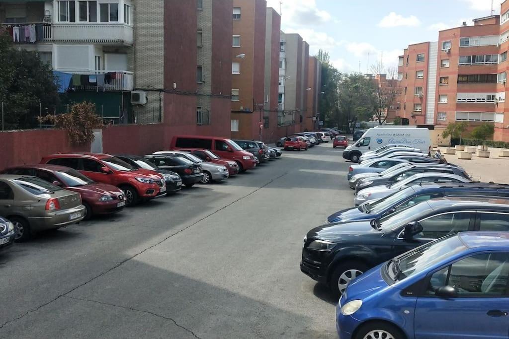 Palomar Mostoles Superhost Con Garaje 5 Pax Bagian luar foto