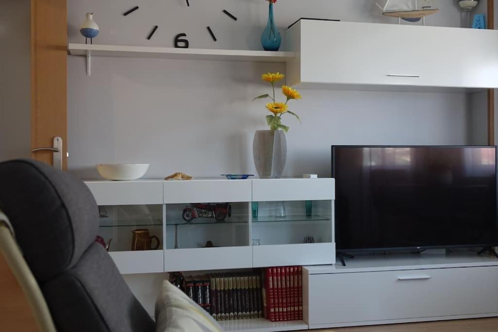 Palomar Mostoles Superhost Con Garaje 5 Pax Bagian luar foto